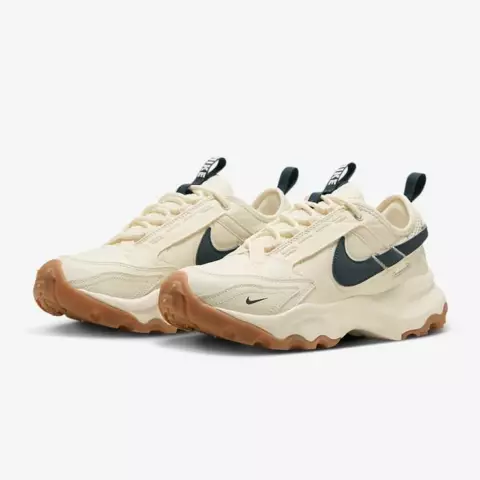 Nike idman ayaqqabısı